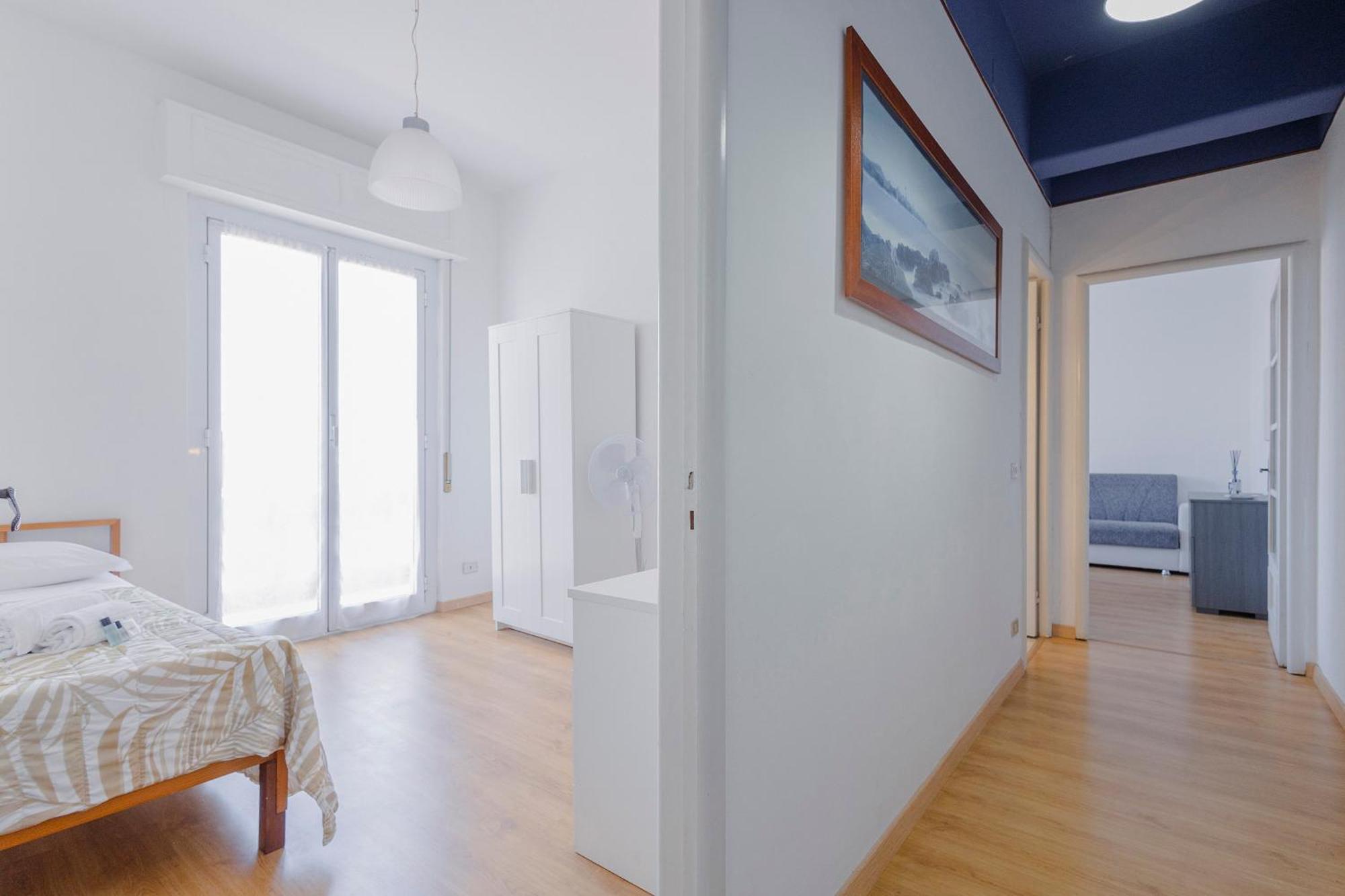 "L'Attico Bianco" City View 10 M A Piedi Dal Mare Savona Exterior foto